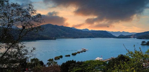 国家的国防实力等于综合国力加民族精神吗