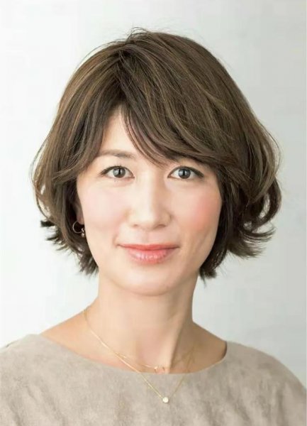 女人过了50岁留短发的多