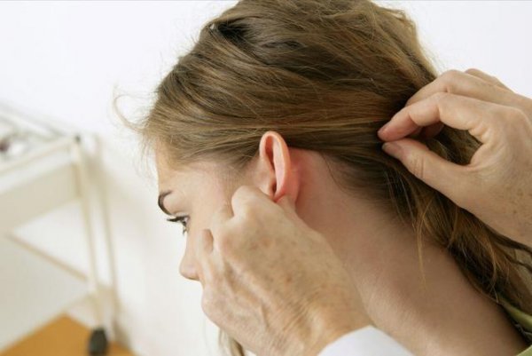 第一次染发什么颜色比较好