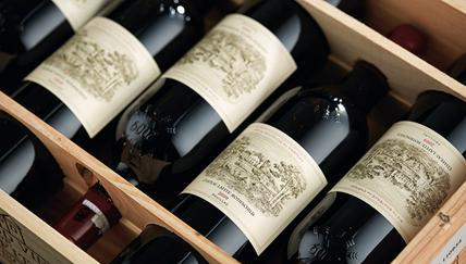 为什么喝拉菲都要82年