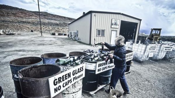 玻璃能在自然界存在多长时间能分解消失