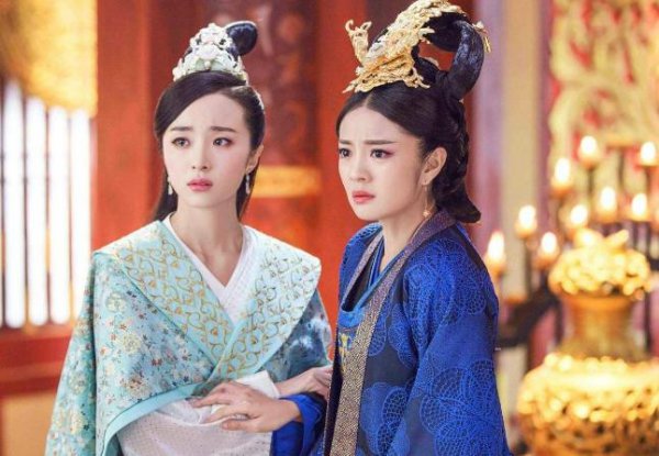 杨坚哪个儿子继承了皇位