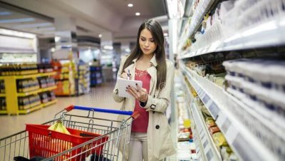 现在开超市挣钱吗 目前一个小超市一个月能赚多少钱