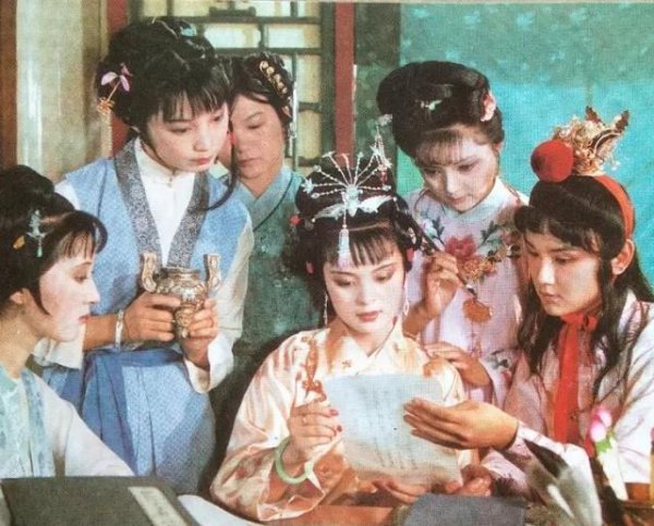 红楼梦里的探春远嫁后的结局