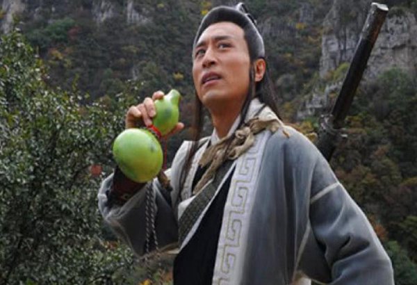 李白是吉尔吉斯斯坦人吗