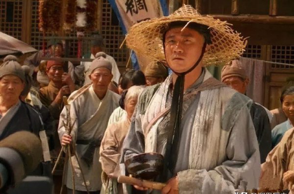 概括农民阶级的局限性