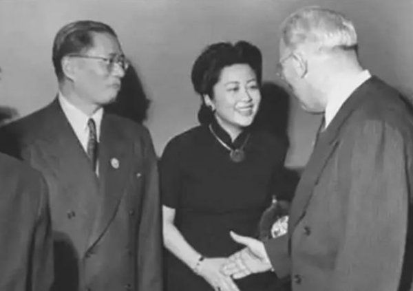 宋子文之死解密