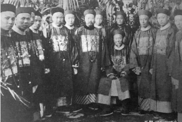 李鸿章的功过是非评价