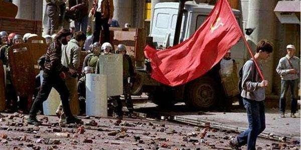 苏联什么时候解体变成俄罗斯的