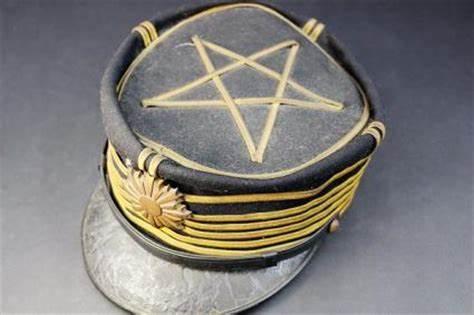 日本军帽上为什么有五角星