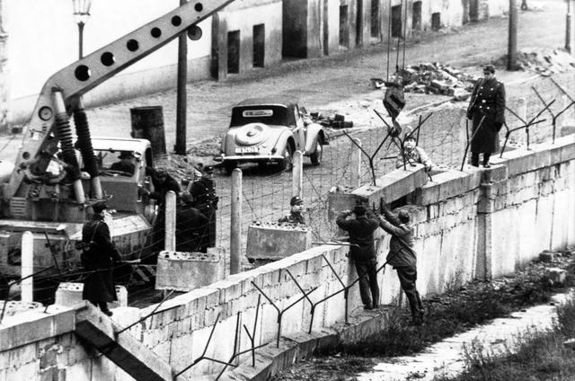 为什么日本是自卫队而德国不是