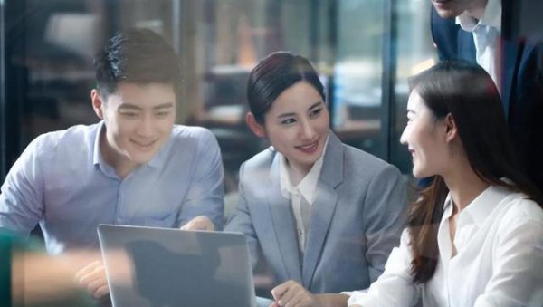 突然辞职的人可怕