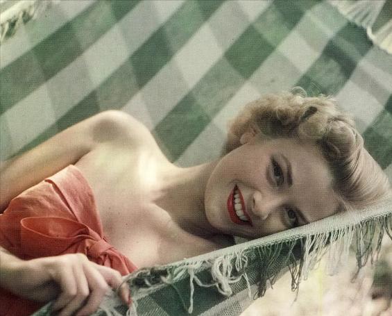 摩纳哥王妃格蕾丝真实故事