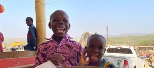 非洲飞哥在非洲干什么工作