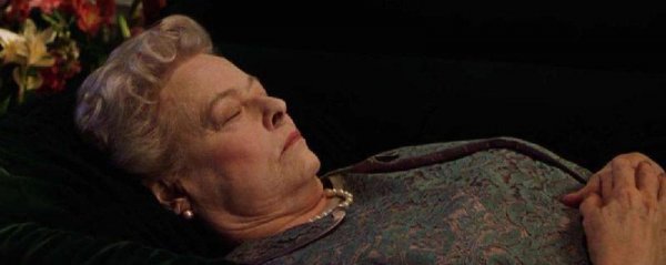 一个女生阅男无数的8个表现