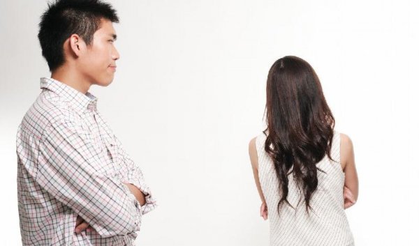 男朋友不理我怎么办