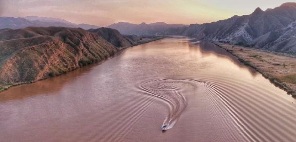 母亲河黄河为什么叫黄河