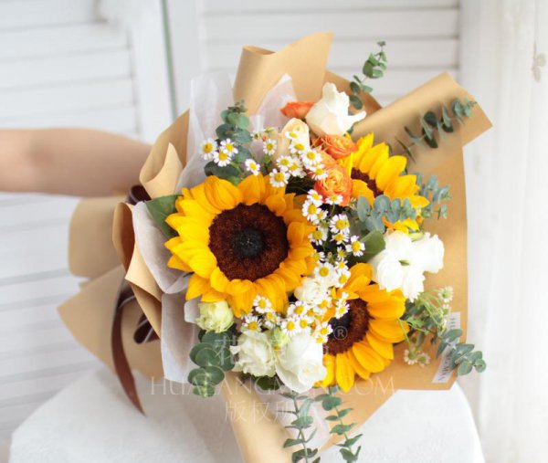 女朋友生日送什么花浪漫