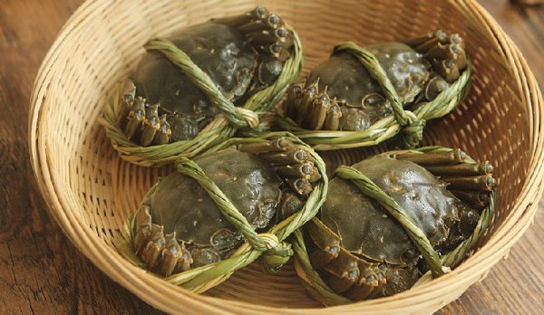 大闸蟹冷水蒸还是开水蒸好