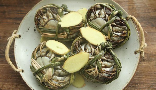 大闸蟹冷水蒸还是开水蒸好