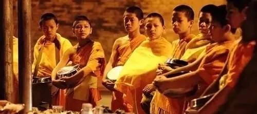 泰国为什么人妖那么多