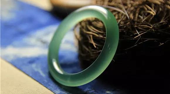 翡翠龙石种是什么种