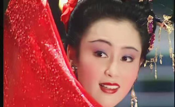 三国貂蝉的第一次到底给了谁