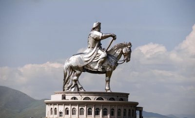 成吉思汗和忽必烈是什么关系 成吉思汗是忽必烈什么人