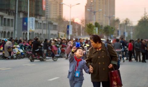 破四旧立四新是哪一年提出的