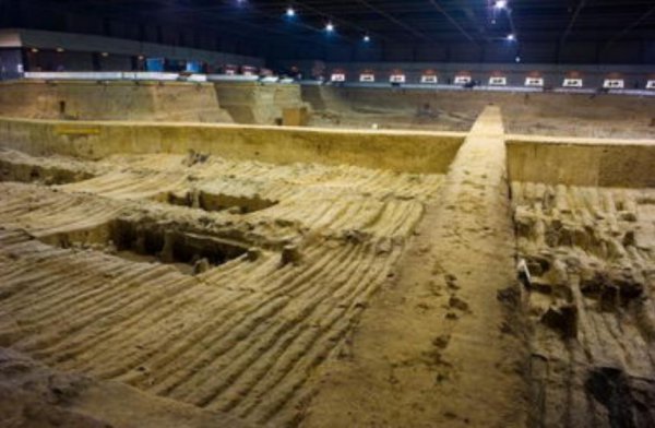 秦始皇陵是否被盗