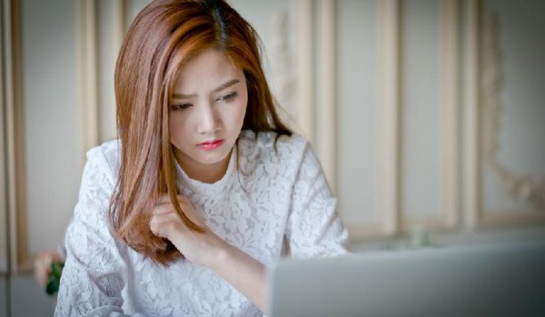 渣男聊天的表现忽冷忽热