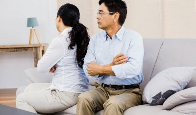 不爱你还耗着你的男人表现 我应该对他说什么来对付