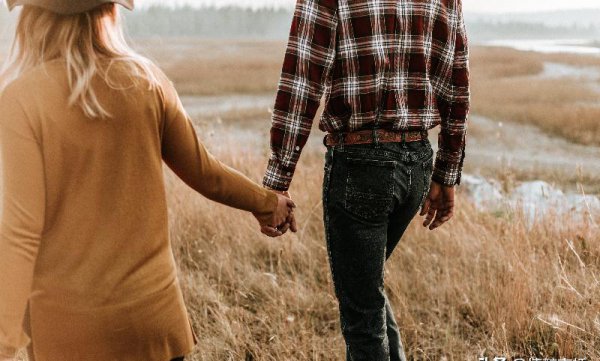 两个人不适合结婚表现