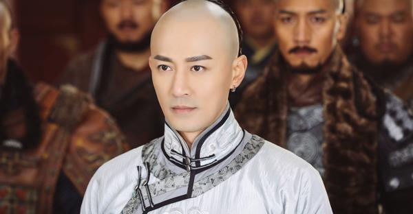 努尔哈赤传位给皇太极还是多尔衮