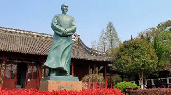 杜少卿人物形象分析结合具体情节