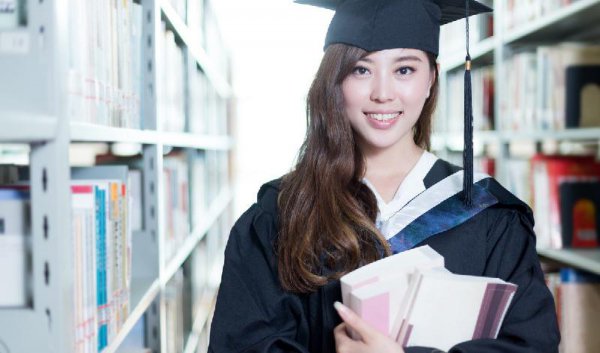 博士需要读几年毕业