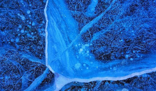 世界最深的淡水湖是哪个湖泊