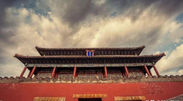 明朝建文帝朱允炆简介