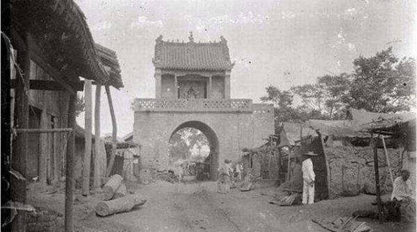 明朝建文帝朱允炆简介