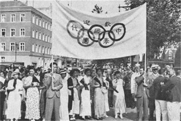 中国第一个参加奥运会的人是谁