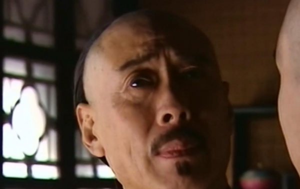 乾隆为什么不杀和珅