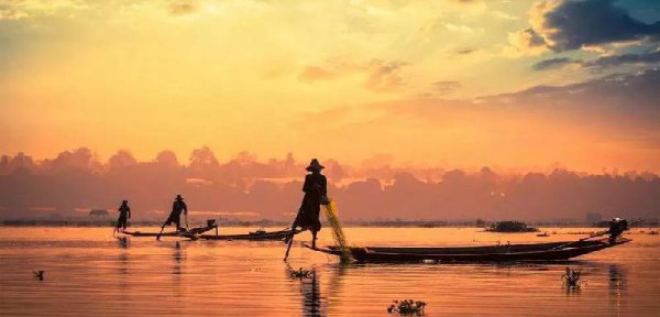 朱厚照没儿子后谁当的皇帝