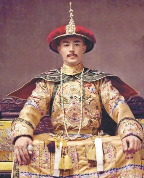 乾隆皇帝的皇后是谁