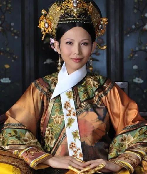 乾隆皇帝的皇后是谁