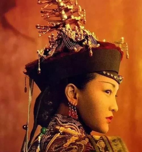 乾隆皇帝的皇后是谁