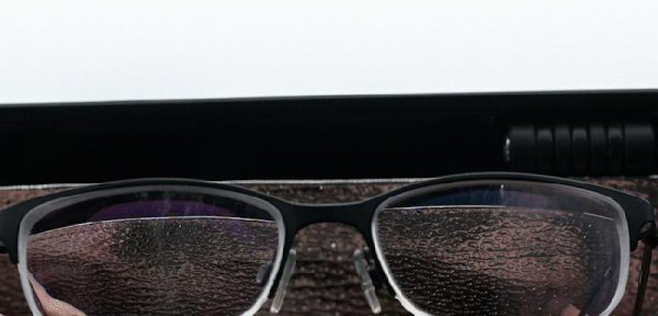 眼镜用什么擦最好保护