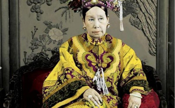 揭秘历史上慈禧太后秘密生活