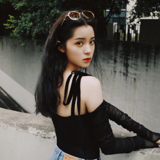 女孩子有灵气的面相特征