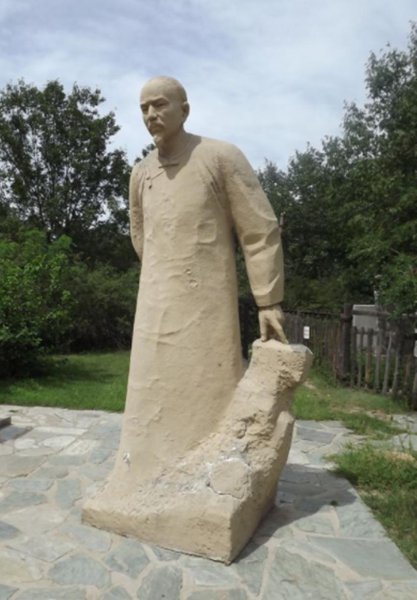 红楼梦是谁写的