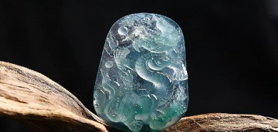 翡翠镯子全是棉为何还那么贵 有棉的翡翠不值钱吗